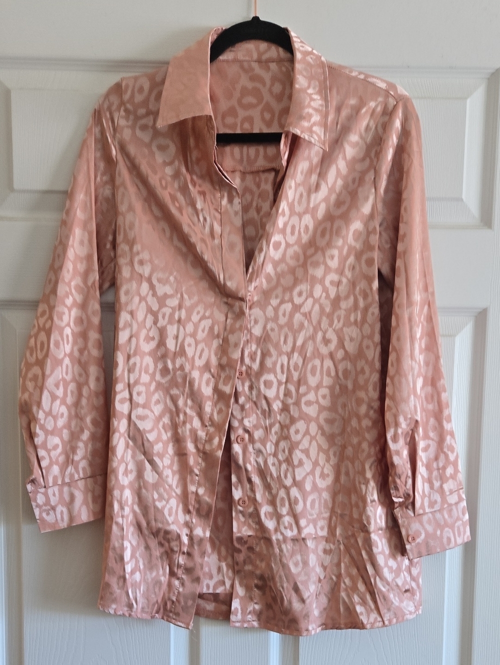 Women's Pink Satin Leopard-Print Button Shirt Jacket